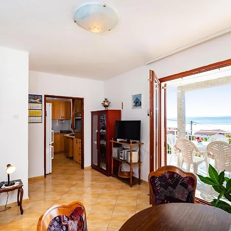 3 Bedroom Gorgeous In Maslenica