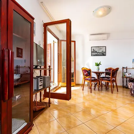 3 Bedroom Gorgeous In *