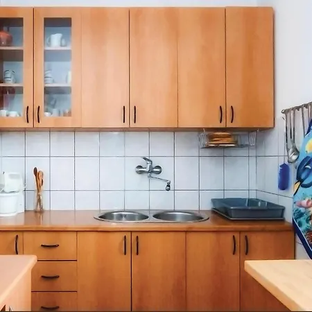 3 Bedroom Gorgeous In Apartment Maslenica